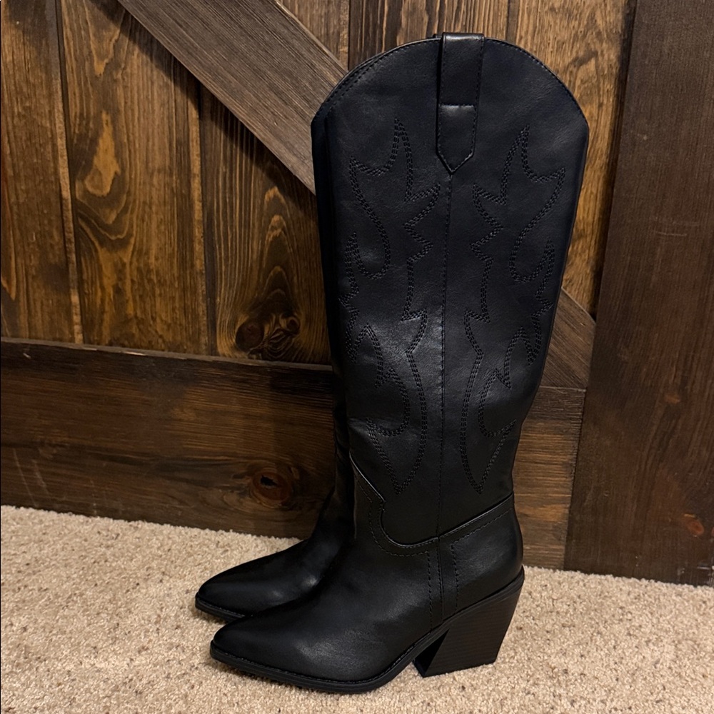 Madden NYC Black Western Leather Boots size 6